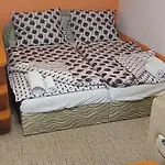Wolf Luxusne S Plnou Vybavou S Bezplatnym Parkovanim Smart Tv A Optickym Internetom Priamo V Povazskej Bystrici Ticha Lokalita S Vsade Blizko Vhodne Pre Jednotlivcov Rodiny Pracovne Cesty Turistiku Aj Oddych Plne Vybavena Kuchyna * Považská Bystrica