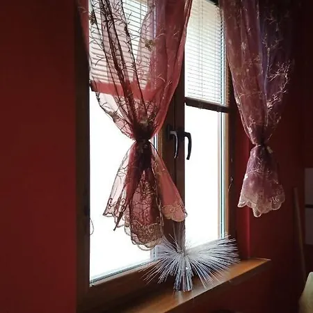 Wolf Luxusne S Plnou Vybavou S Bezplatnym Parkovanim Smart Tv A Optickym Internetom Priamo V Povazskej Bystrici Ticha Lokalita S Vsade Blizko Vhodne Pre Jednotlivcov Rodiny Pracovne Cesty Turistiku Aj Oddych Plne Vybavena Kuchyna Apartment *